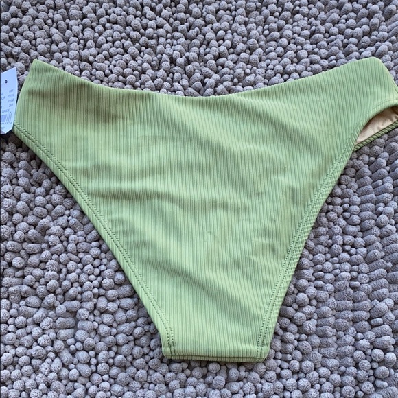 🐠 La hearts women’s safari green bikini bottoms - Picture 4 of 5